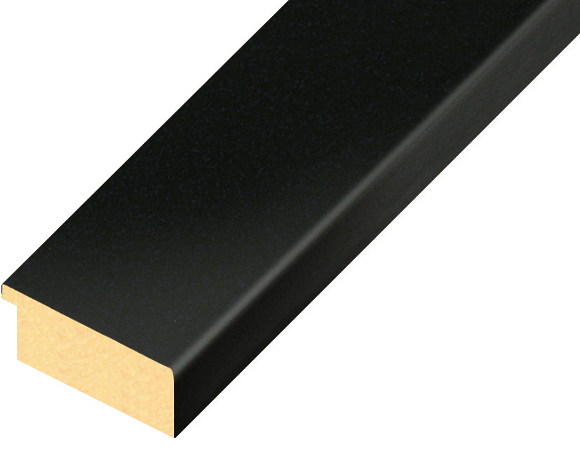 Corner sample of moulding 40NERO